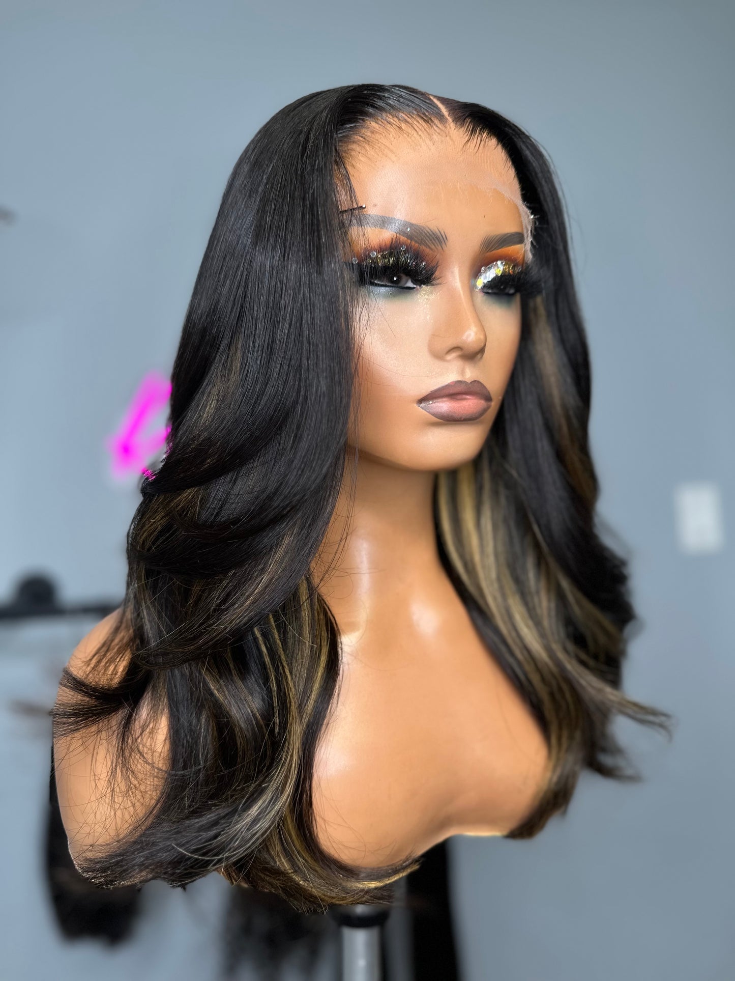“CELINÈ”